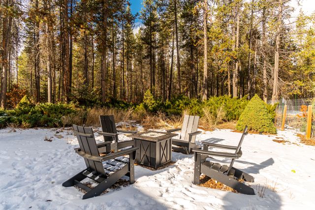 17376 Lively Lane, Bend, OR 97707