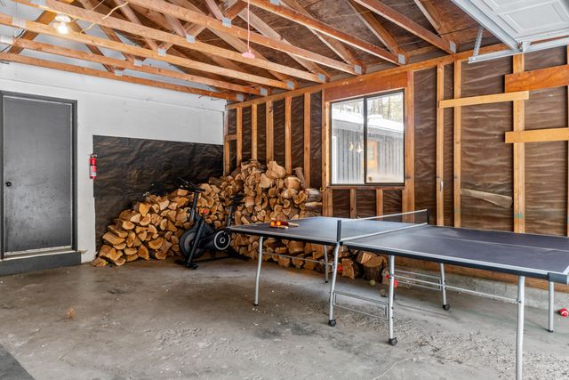 17376 Lively Lane, Bend, OR 97707