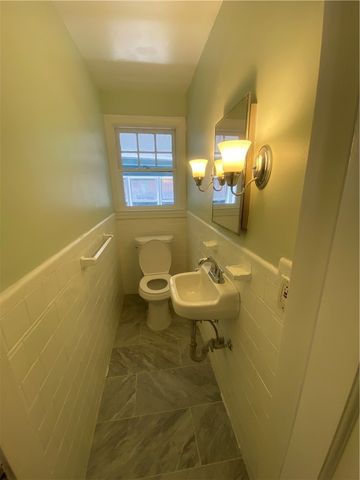 40 AMHERT Avenue, Pawtucket, RI 02860