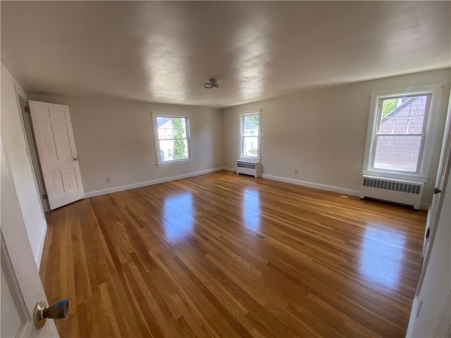 40 AMHERT Avenue, Pawtucket, RI 02860