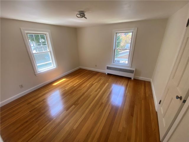 40 AMHERT Avenue, Pawtucket, RI 02860