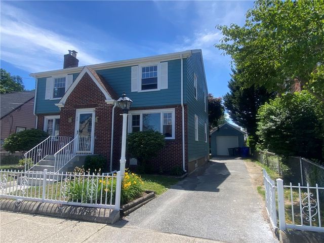 40 AMHERT Avenue, Pawtucket, RI 02860