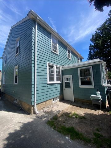40 AMHERT Avenue, Pawtucket, RI 02860