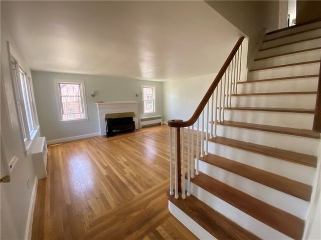 40 AMHERT Avenue, Pawtucket, RI 02860