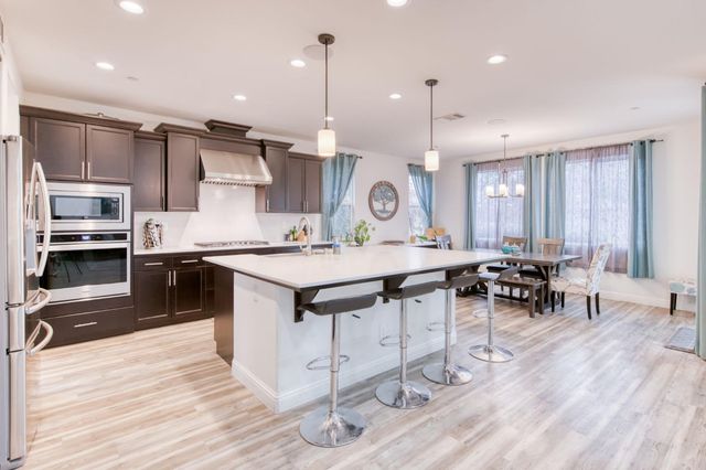 4407 N Casey Avenue, Fresno, CA 93723