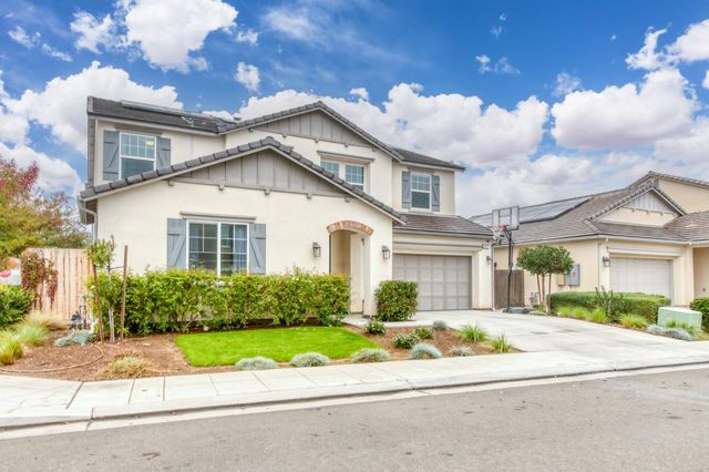 4407 N Casey Avenue, Fresno, CA 93723