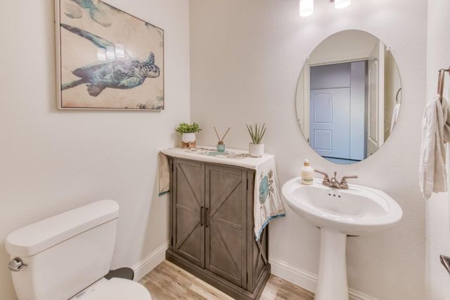 4407 N Casey Avenue, Fresno, CA 93723