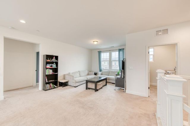 4407 N Casey Avenue, Fresno, CA 93723