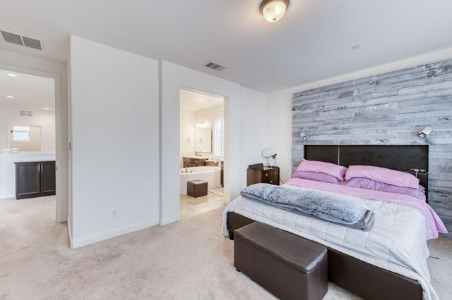 4407 N Casey Avenue, Fresno, CA 93723