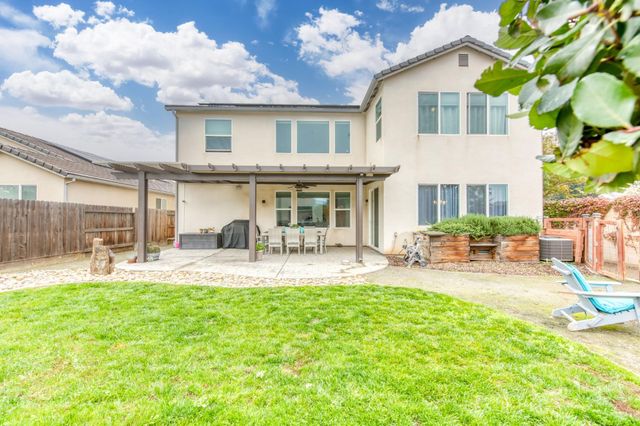 4407 N Casey Avenue, Fresno, CA 93723