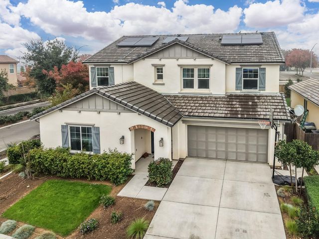 4407 N Casey Avenue, Fresno, CA 93723