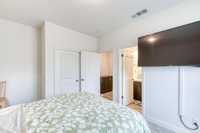 4407 N Casey Avenue, Fresno, CA 93723