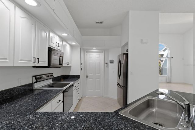 199 N CRYSTAL MEADOW PATH, Lecanto, FL 34461