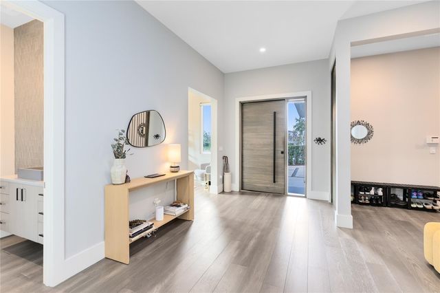 9392 DUGARD COURT, Orlando, FL 32827