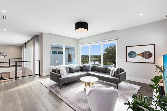 9392 DUGARD COURT, Orlando, FL 32827