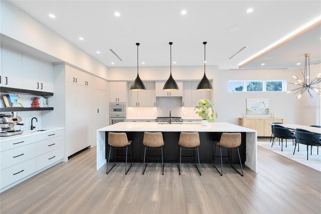 9392 DUGARD COURT, Orlando, FL 32827