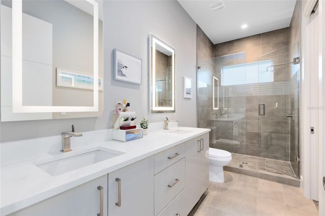 9392 DUGARD COURT, Orlando, FL 32827