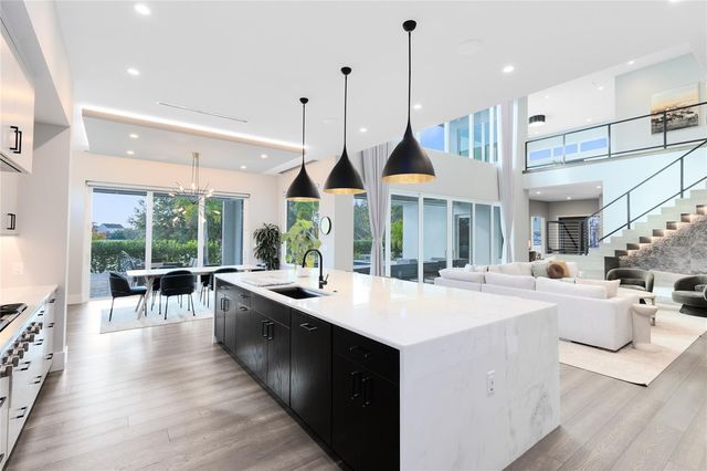 9392 DUGARD COURT, Orlando, FL 32827