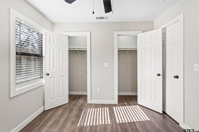 236 Alamo St, Lone Star, TX 75668