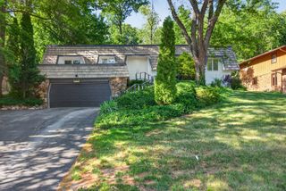5154 CROFTON Drive, Rockford, IL 61114