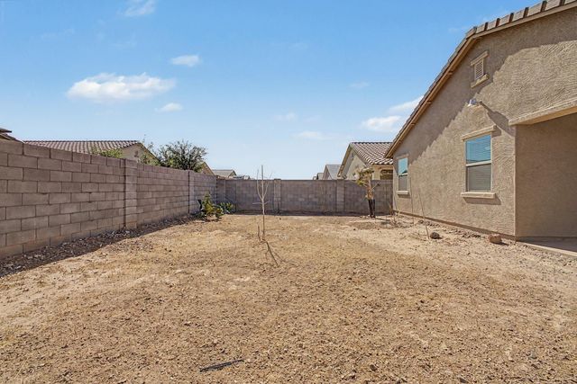 10519 W Atlantis Way, Tolleson, AZ 85353