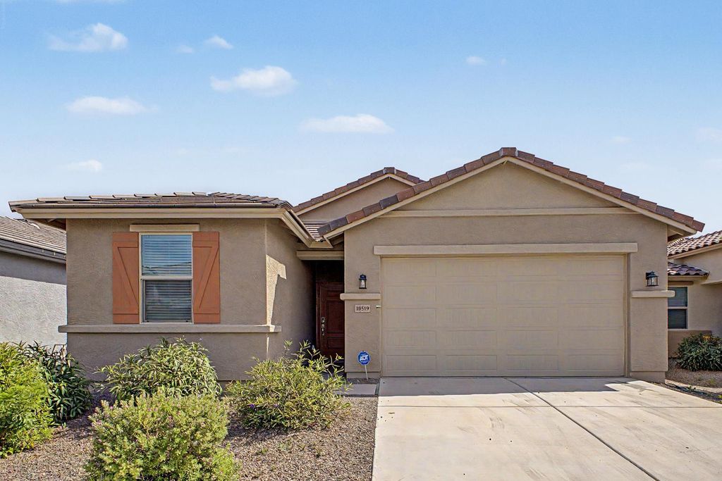 10519 W Atlantis Way, Tolleson, AZ 85353
