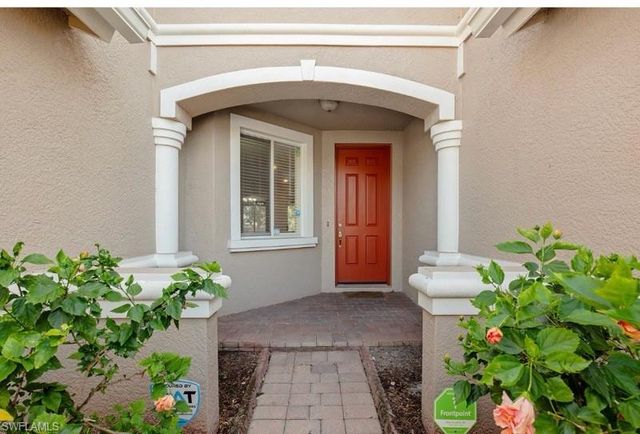 9967 Chiana CIR, Fort Myers, FL 33905