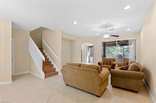9967 Chiana CIR, Fort Myers, FL 33905