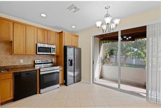 9967 Chiana CIR, Fort Myers, FL 33905