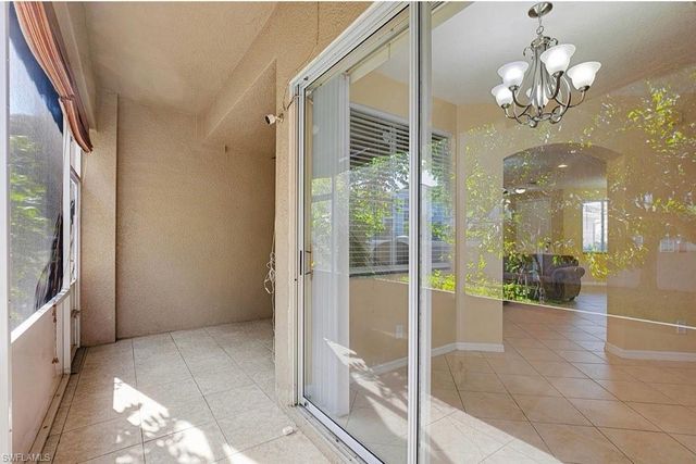 9967 Chiana CIR, Fort Myers, FL 33905
