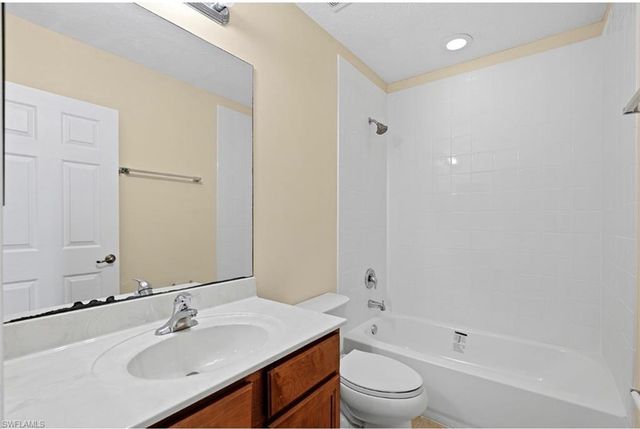 9967 Chiana CIR, Fort Myers, FL 33905