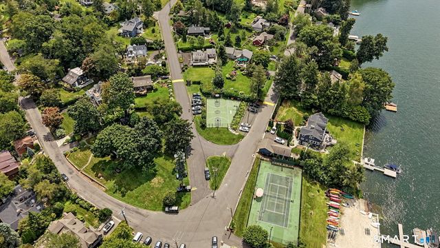 8 Sunset Trail, New Fairfield, CT 06812