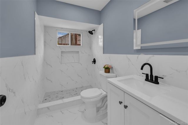 585 Elwood Road, East Northport, NY 11731