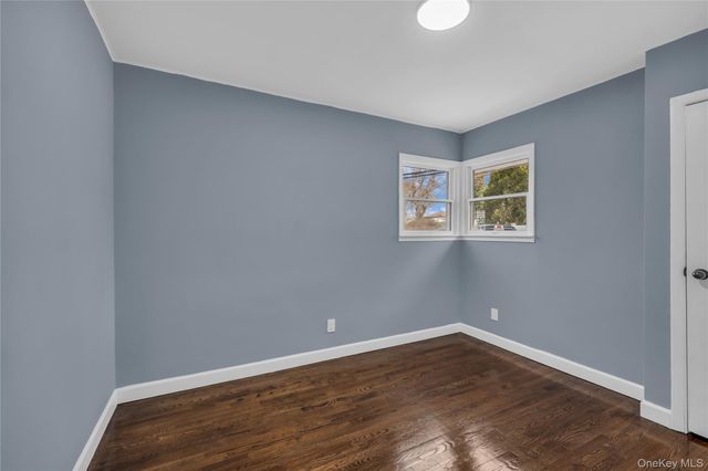 585 Elwood Road, East Northport, NY 11731