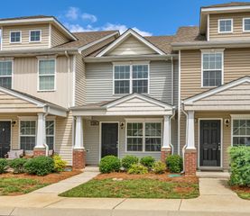 166 Alexander Blvd, Clarksville, TN 37040