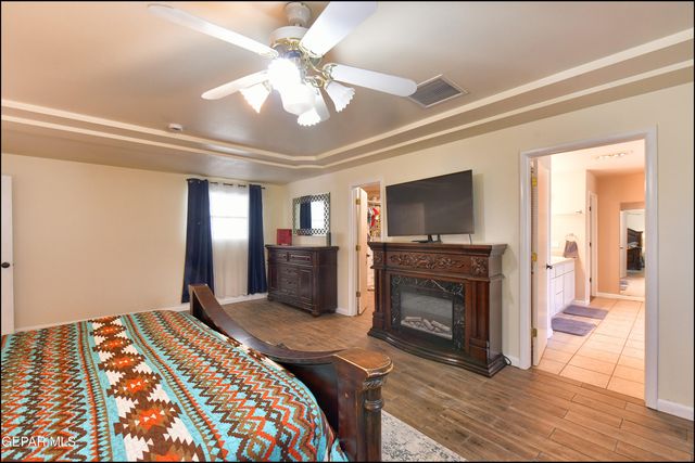 5117 CAMINO DE LA VISTA Drive, El Paso, TX 79932