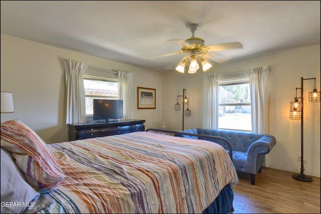 5117 CAMINO DE LA VISTA Drive, El Paso, TX 79932