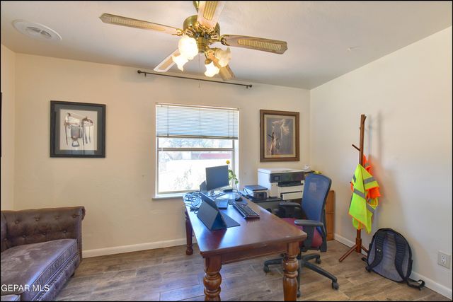 5117 CAMINO DE LA VISTA Drive, El Paso, TX 79932