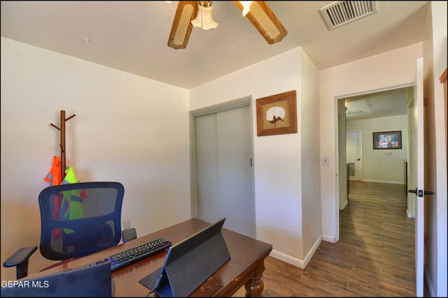 5117 CAMINO DE LA VISTA Drive, El Paso, TX 79932