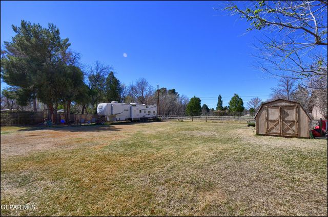 5117 CAMINO DE LA VISTA Drive, El Paso, TX 79932