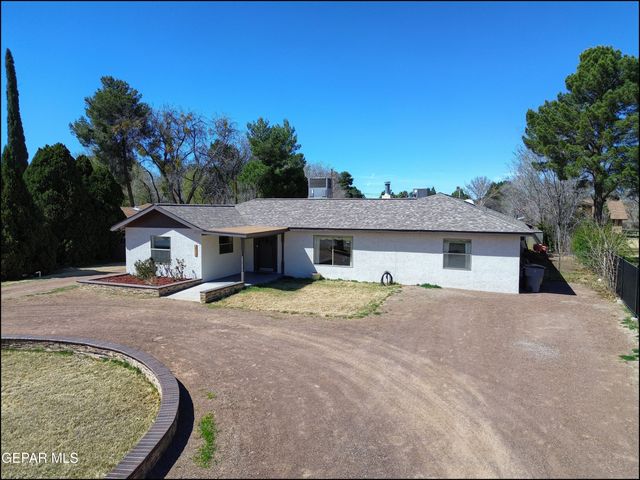 5117 CAMINO DE LA VISTA Drive, El Paso, TX 79932