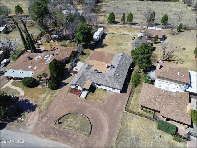 5117 CAMINO DE LA VISTA Drive, El Paso, TX 79932