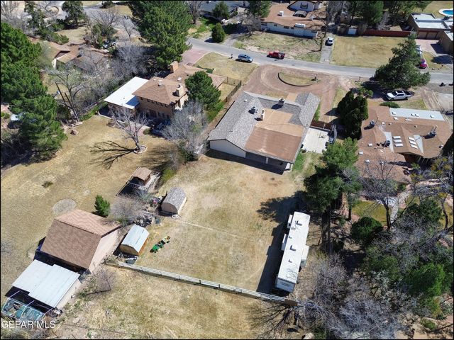 5117 CAMINO DE LA VISTA Drive, El Paso, TX 79932