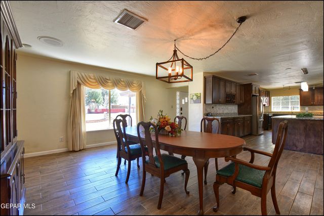 5117 CAMINO DE LA VISTA Drive, El Paso, TX 79932