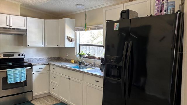 14902 NE 142ND STREET, Waldo, FL 32694