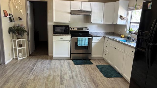 14902 NE 142ND STREET, Waldo, FL 32694