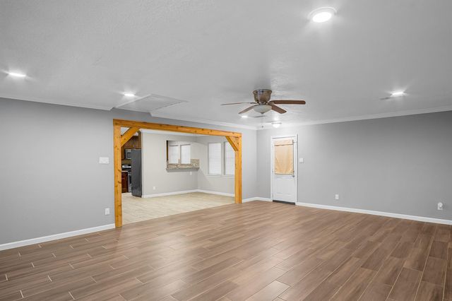 2516 Blueberry Lane, Pasadena, TX 77502