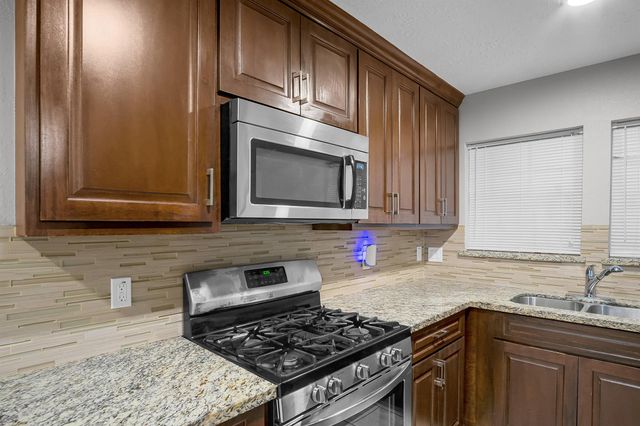 2516 Blueberry Lane, Pasadena, TX 77502