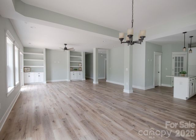 45 Gash Cove Road, Hendersonville, NC 28791