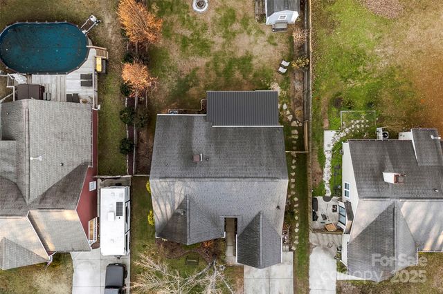 11001 Gladewater Drive, Matthews, NC 28105